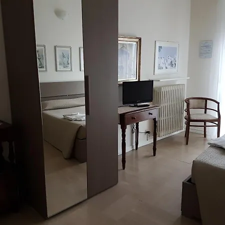 Ai Due Vecchi Ulivi Panzió Garlate
