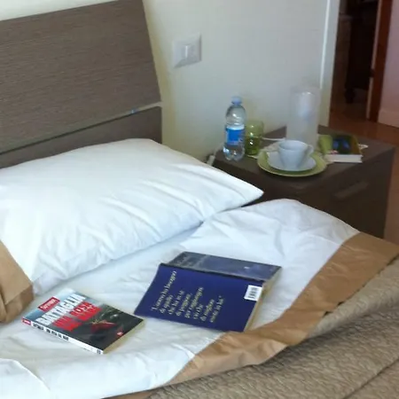 Ai Due Vecchi Ulivi Bed & Breakfast