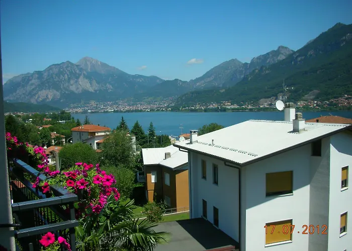 Ai Due Vecchi Ulivi Bed & Breakfast 3*