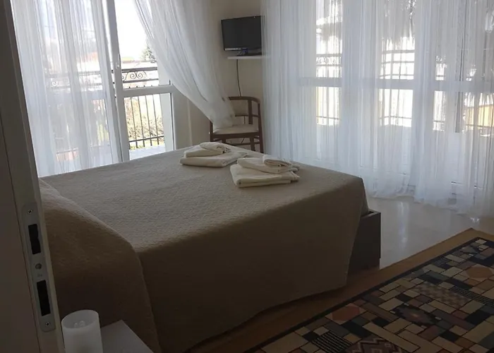 Bed & Breakfast Ai Due Vecchi Ulivi 3*