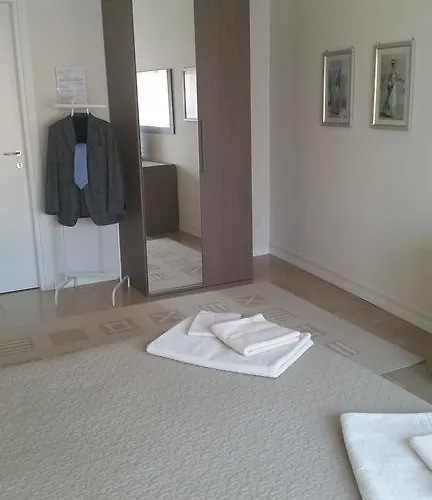 Bed & Breakfast Ai Due Vecchi Ulivi 3*