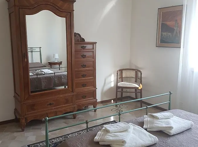 Ai Due Vecchi Ulivi Bed & Breakfast