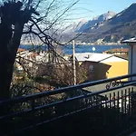 Ai Due Vecchi Ulivi 住宿加早餐酒店 Garlate